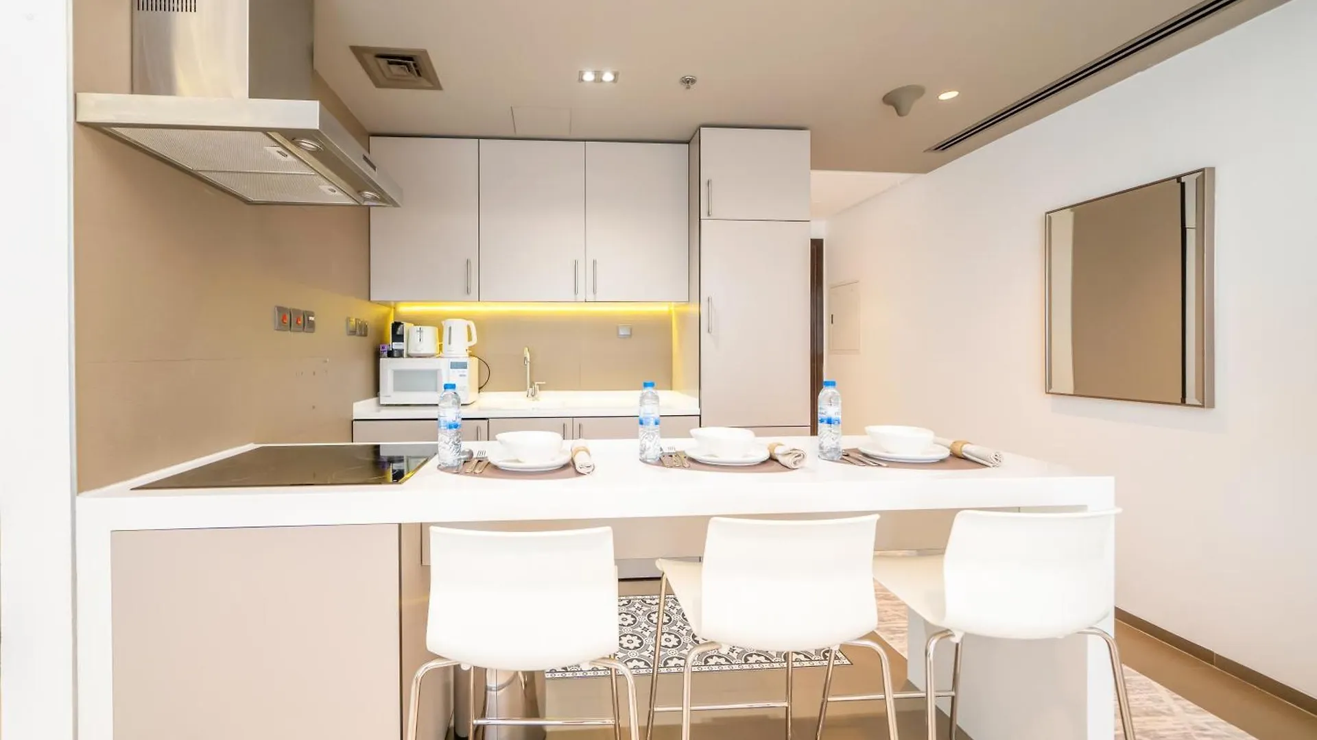 Apartment Blue Breeze - Modern Apt With Partial Marina Views & Balcony Dubai